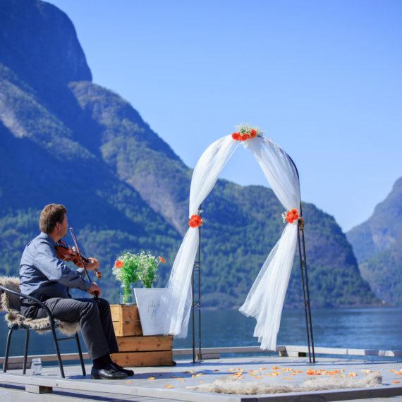 MARIAGE DANS LES FJORDS, NORVÈGE