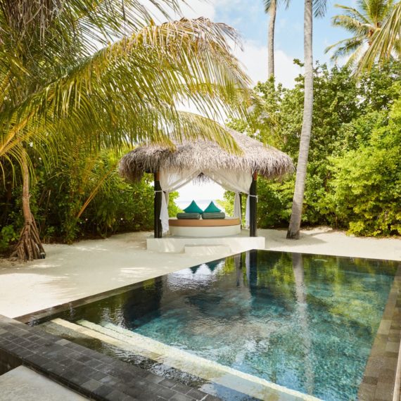 Deluxe Beach Pool Villa