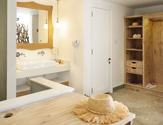Couple Junior Suite Beachfront