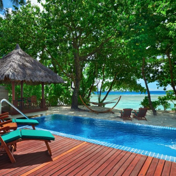 Deluxe Beachfront Pool Villa