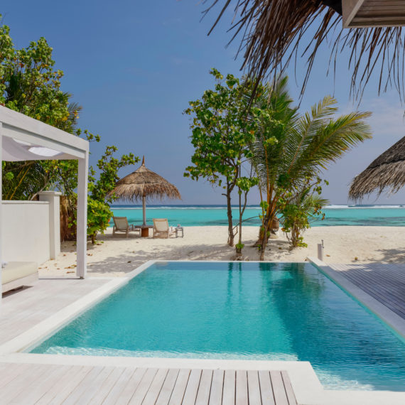 Retreat Beach Pool Villa