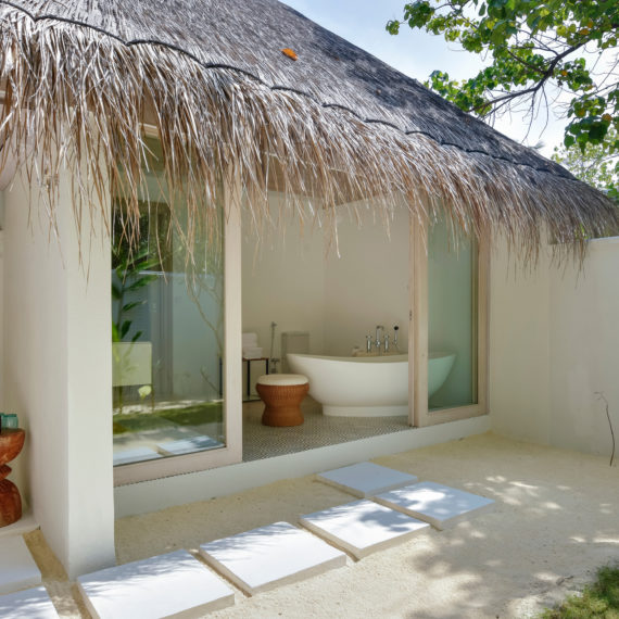 Retreat Beach Pool Villa