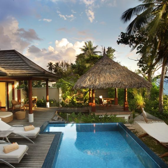 Deluxe Beachfront Pool Villa