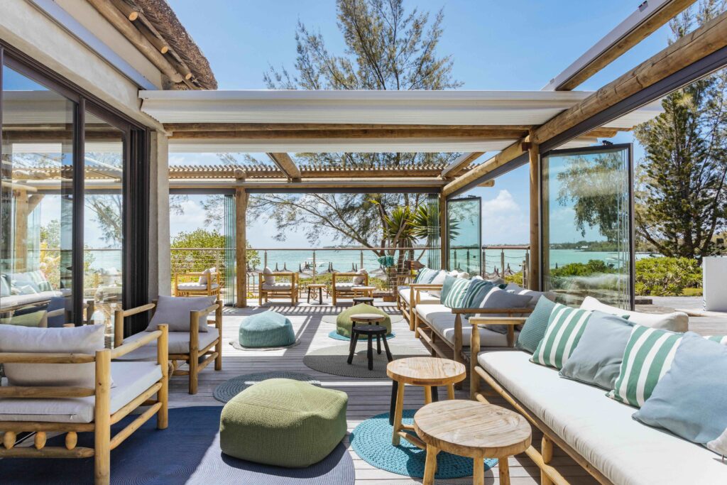 Bar Coral